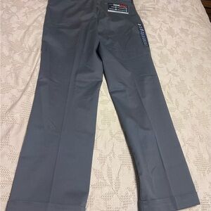 Roundtree & Yorke Men's Charcoal Dress Pants